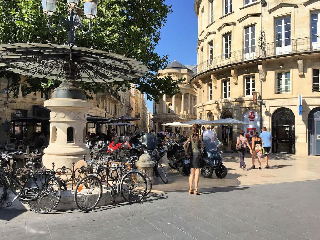 Appartement Central Typiquement Bordelais Bordeaux Exterior photo